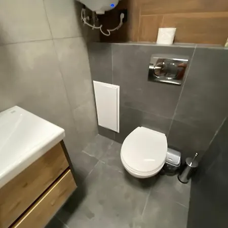 Апартаменти по вулиці крехівська 6 *