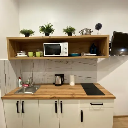 Apartment віп студія по вулиці крехівській 6 біля візового центру на джерельній