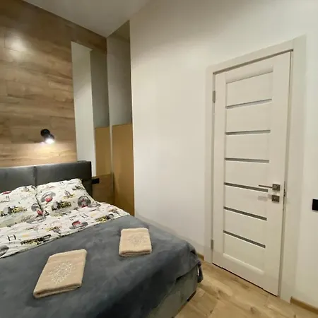 по вулиці крехівська 6 Львів