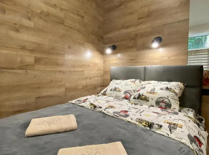 віп студія по вулиці крехівській 6 біля візового центру на джерельній Lviv