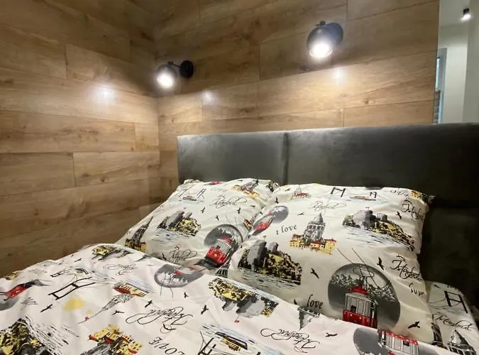 Apartmán віп студія по вулиці крехівській 6 біля візового центру на джерельній